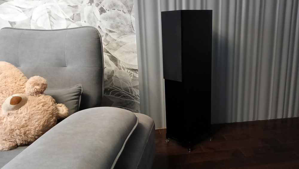 Комплект домашнего кинотеатра с ALR-экраном